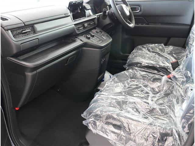 ステップワゴン e:HEVスパーダ 登録済未使用車 ナビ装着用PKG(18枚目)