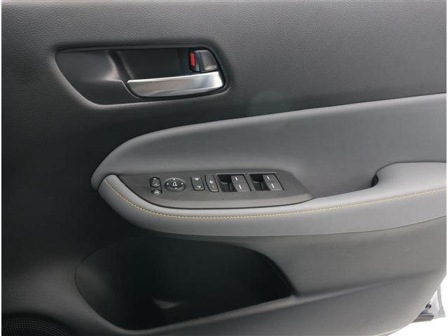 フィット ＲＳ　登録済未使用車　ナビ装着用ＰＫＧ（4枚目）