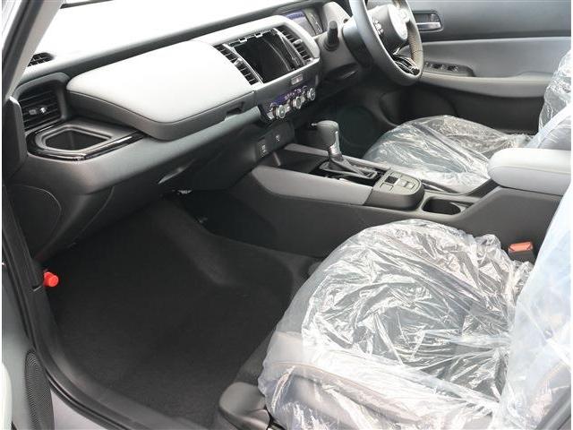 フィット ＲＳ　登録済未使用車　ナビ装着用ＰＫＧ（16枚目）