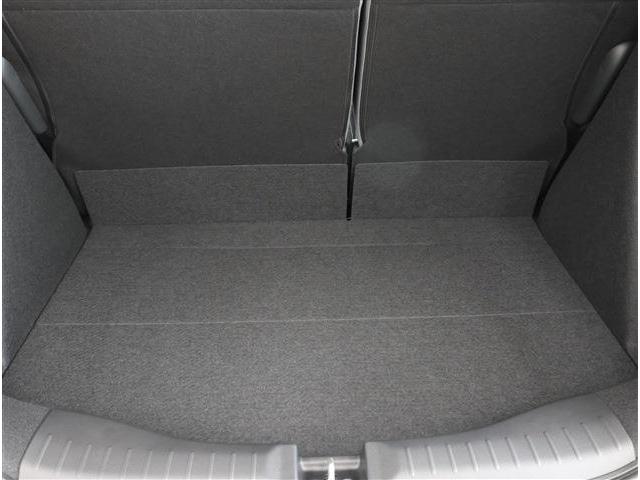 フィット ＲＳ　登録済未使用車　ナビ装着用ＰＫＧ（19枚目）