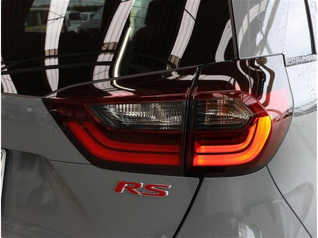 フィット ＲＳ　登録済未使用車　ナビ装着用ＰＫＧ（28枚目）