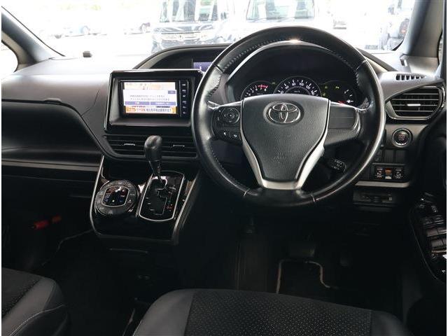 ヴォクシー ＺＳ　煌ＩＩＩ　コンビシート　ナビ　ＴＶ　バックカメラ　ＥＴＣ２．０（3枚目）