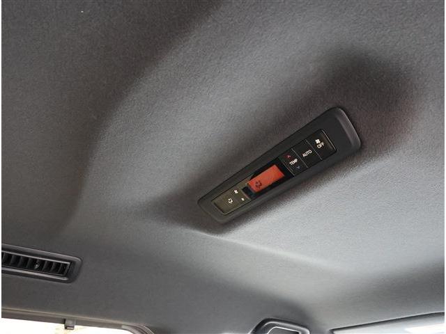 ヴォクシー ＺＳ　煌ＩＩＩ　コンビシート　ナビ　ＴＶ　バックカメラ　ＥＴＣ２．０（12枚目）