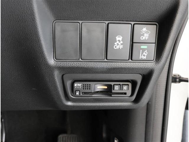 ステップワゴンスパーダ スパーダ　ホンダセンシング　９型ナビ　フルセグＴＶ　Ｂカメラ　ＥＴＣ（13枚目）