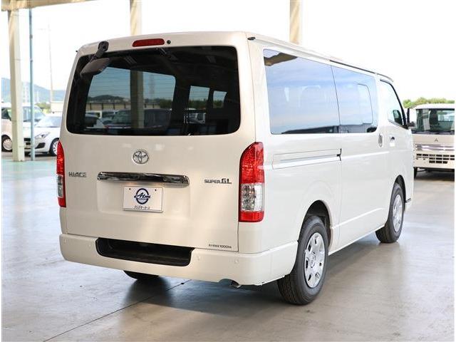 ハイエースバン スーパーＧＬ　ダークプライムＩＩ　ロングボディ　ディーゼルターボ　登録済未使用車・軽減Ｂ・ＬＥＤ・スマートキー（5枚目）