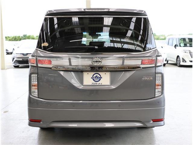 �A�c�~���[�^�[�X�ł͐l�C�̒��ÎԂ��펞�P�T�O�O��I�f�����|�������f�ڎ��q�ȊO�ɂ��z�[���y�[�W�Ɍf�ڒ��I�I