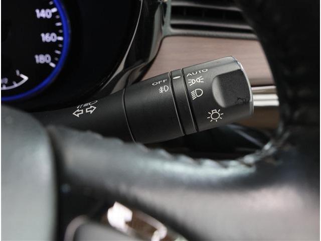 �A�c�~���[�^�[�X�ł͐l�C�̒��ÎԂ��펞�P�T�O�O��I�f�����|�������f�ڎ��q�ȊO�ɂ��z�[���y�[�W�Ɍf�ڒ��I�I