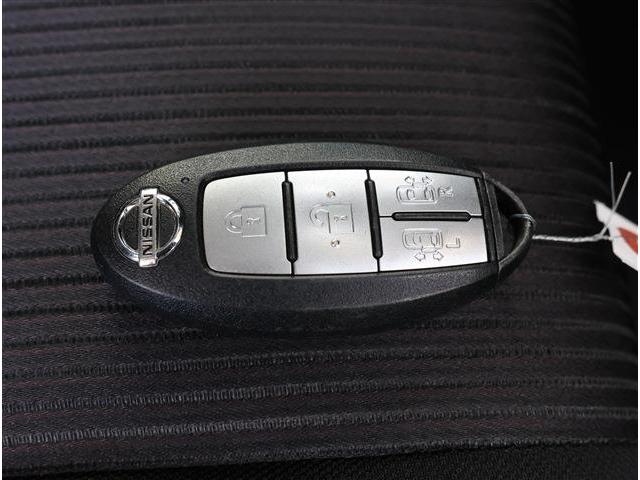 セレナ ハイウェイスター VセレクションII 後席モニター ナビ フルセグ バックカメラ ETC(18枚目)