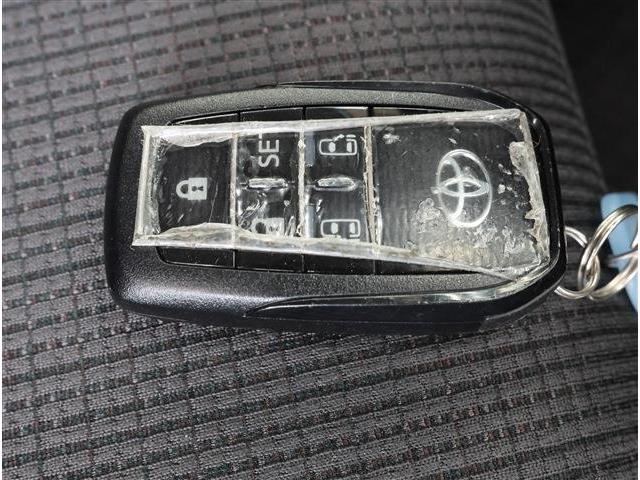 シエンタ Ｇ　ＥＴＣ　フルセグＴＶ　バックカメラ　セキュリティ　フォグライト　プライバシーガラス　ＡＢＳ　ＥＳＣ　福祉車両　アイドリングストップ　衝突被害軽減ブレーキ　ＤＶＤ再生　ＬＥＤヘッドライト（18枚目）