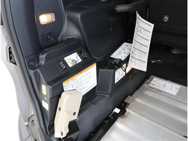 シエンタ Ｇ　ＥＴＣ　フルセグＴＶ　バックカメラ　セキュリティ　フォグライト　プライバシーガラス　ＡＢＳ　ＥＳＣ　福祉車両　アイドリングストップ　衝突被害軽減ブレーキ　ＤＶＤ再生　ＬＥＤヘッドライト（33枚目）