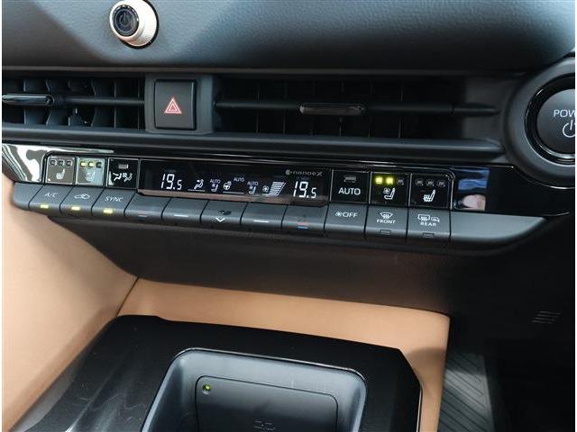 クラウンスポーツ Z 4WD Pルーフ・寒冷地(15枚目)