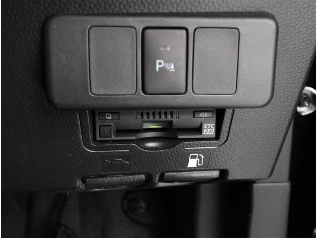 �A�c�~���[�^�[�X�ł͐l�C�̒��ÎԂ��펞�P�T�O�O��I�f�����|�������f�ڎ��q�ȊO�ɂ��z�[���y�[�W�Ɍf�ڒ��I�I