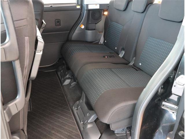 �A�c�~���[�^�[�X�ł͐l�C�̒��ÎԂ��펞�P�T�O�O��I�f�����|�������f�ڎ��q�ȊO�ɂ��z�[���y�[�W�Ɍf�ڒ��I�I