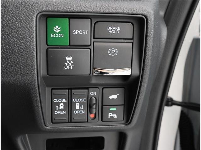 オデッセイハイブリッド ｅ：ＨＥＶアブソルート・ＥＸブラックエディション　登録済未使用車・１１．４型ナビ・ＴＶ・３６０カメラ付（11枚目）