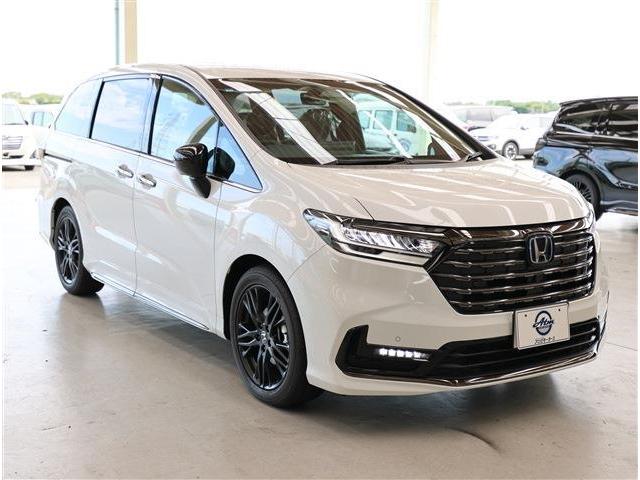 オデッセイハイブリッド ｅ：ＨＥＶアブソルート・ＥＸブラックエディション　登録済未使用車・１１．４型ナビ・ＴＶ・３６０カメラ付（23枚目）