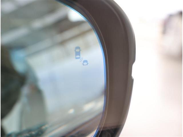 オデッセイハイブリッド ｅ：ＨＥＶアブソルート・ＥＸブラックエディション　登録済未使用車・１１．４型ナビ・ＴＶ・３６０カメラ付（41枚目）