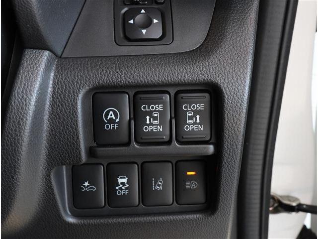 ｅＫスペースカスタム カスタムＴ　セーフティプラスエディション　２トーン　フルセグＴＶ　ＥＴＣ　ＣＤ　スマートキー　セキュリティ　フォグライト　プライバシーガラス　ＡＢＳ　ＥＳＣ　アルミホイール　エアロパーツ　アイドリングストップ　衝突被害軽減ブレーキ（12枚目）