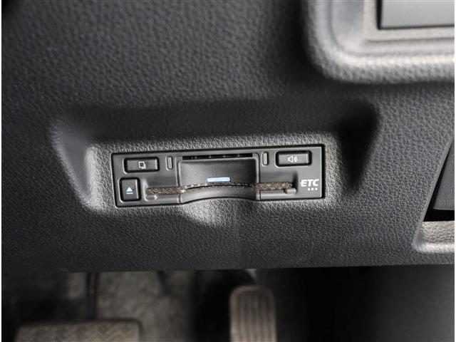 シエンタ ハイブリッドＺ　天井Ｓ・１５ＡＷ・Ｓヒーター・Ｔメイト（6枚目）