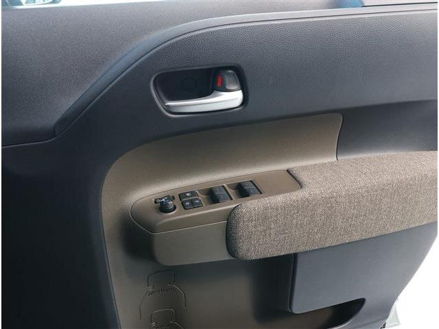 シエンタ ハイブリッドＺ　天井Ｓ・１５ＡＷ・Ｓヒーター・Ｔメイト（7枚目）