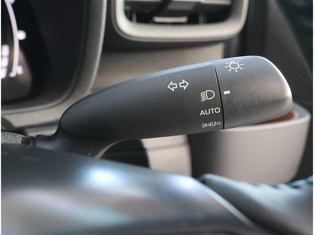 シエンタ ハイブリッドＺ　天井Ｓ・１５ＡＷ・Ｓヒーター・Ｔメイト（36枚目）