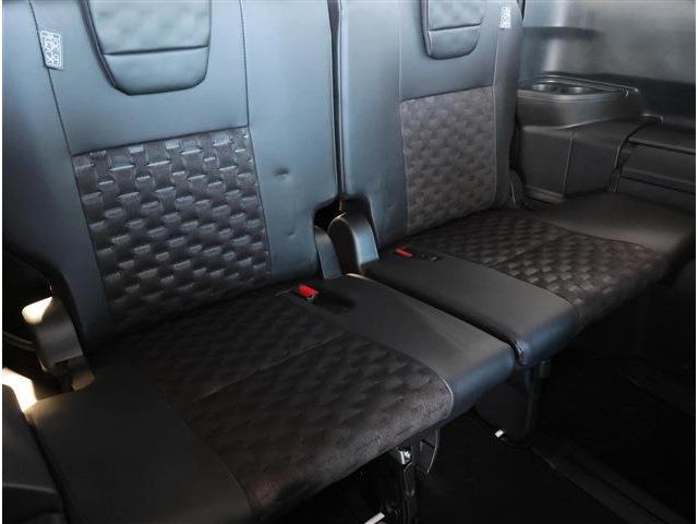 ヴォクシー Ｓ－Ｚ　快適利便Ｐ・１０．５型ナビ・ＴＶ・Ｂカメラ・ＥＴＣ２（16枚目）