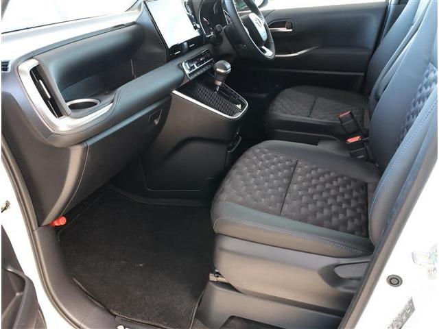 ヴォクシー Ｓ－Ｚ　快適利便Ｐ・１０．５型ナビ・ＴＶ・Ｂカメラ・ＥＴＣ２（17枚目）