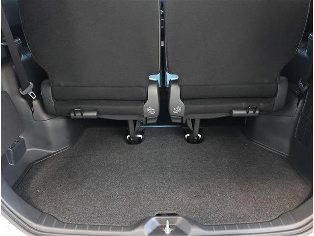 ヴォクシー Ｓ－Ｚ　快適利便Ｐ・１０．５型ナビ・ＴＶ・Ｂカメラ・ＥＴＣ２（20枚目）