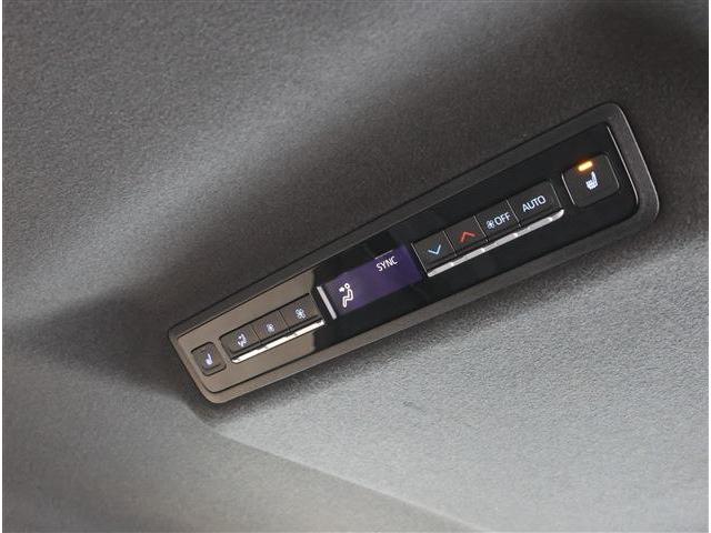 ヴォクシー Ｓ－Ｚ　快適利便Ｐ・１０．５型ナビ・ＴＶ・Ｂカメラ・ＥＴＣ２（36枚目）