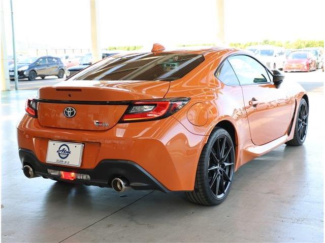 ＧＲ８６ ＲＺ　１０ｔｈアニバーサリーリミテッド　ナビ・フルセグ・Ｂカメラ・ＥＴＣ（8枚目）