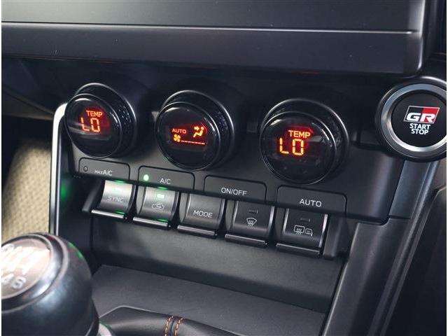 ＧＲ８６ ＲＺ　１０ｔｈアニバーサリーリミテッド　ナビ・フルセグ・Ｂカメラ・ＥＴＣ（12枚目）