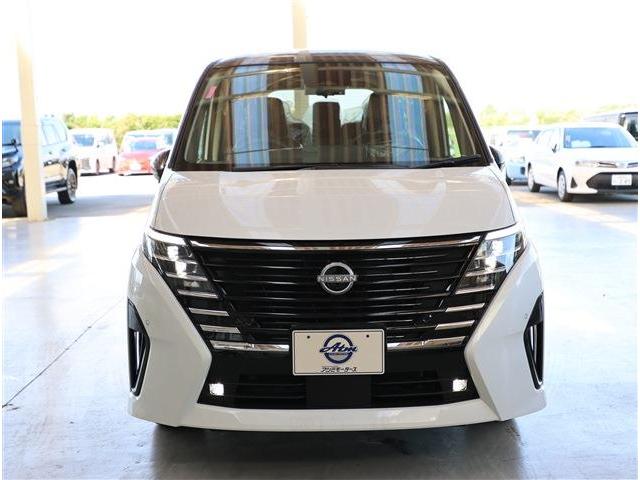 セレナ ｅ－パワー　ハイウェイスターＶ　寒冷地　１２．３型ナビ　ＴＶ　全カメラ　ＥＴＣ　Ｄレコ（29枚目）