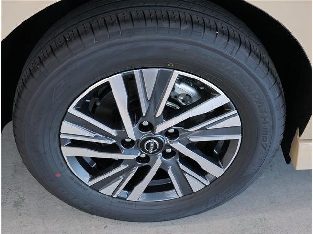 セレナ ｅ－パワー　ハイウェイスターＶ　寒冷地　１２．３型ナビ　ＴＶ　全カメラ　ＥＴＣ　Ｄレコ（11枚目）