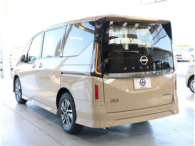 セレナ ｅ－パワー　ハイウェイスターＶ　寒冷地　１２．３型ナビ　ＴＶ　全カメラ　ＥＴＣ　Ｄレコ（32枚目）