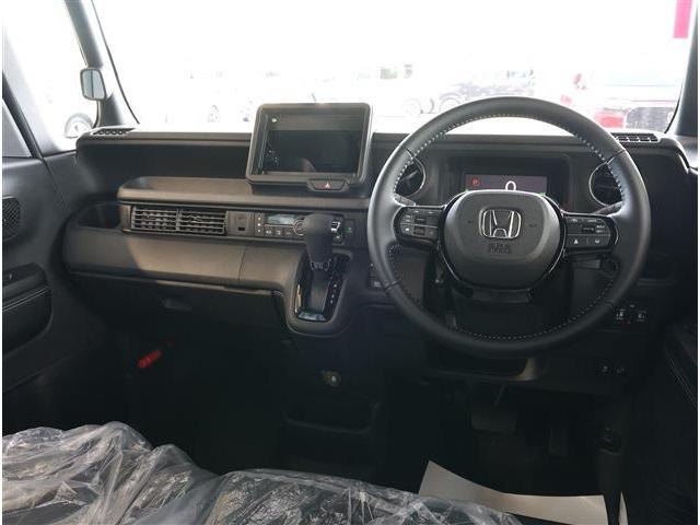 Ｎ－ＢＯＸカスタム コーディネートスタイル　モノトーン　届出済未使用車・両側Ｐドア・ナビ装着用ＰＫＧ（3枚目）