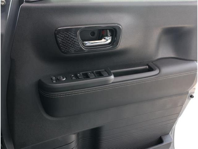 Ｎ－ＢＯＸカスタム コーディネートスタイル　モノトーン　届出済未使用車・両側Ｐドア・ナビ装着用ＰＫＧ（4枚目）