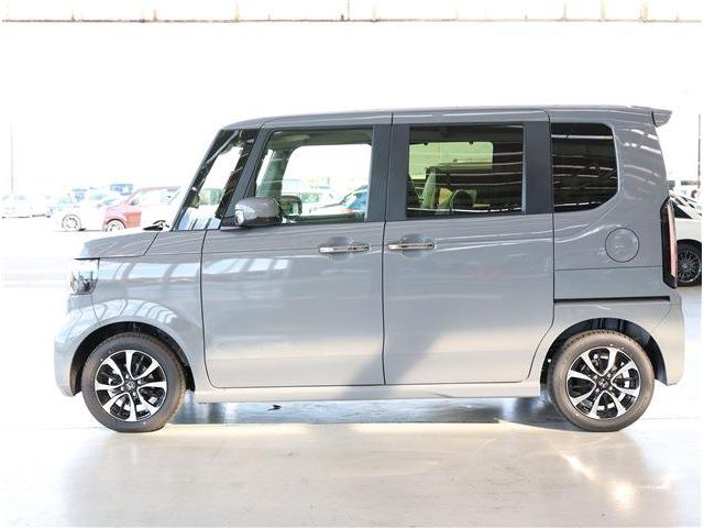 Ｎ－ＢＯＸカスタム コーディネートスタイル　モノトーン　届出済未使用車・両側Ｐドア・ナビ装着用ＰＫＧ（22枚目）