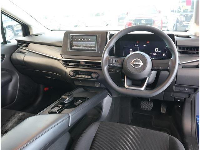 ノート Ｘ　Ｄオーディオ付　全周囲カメラ　バックカメラ　障害物センサー　Ｂｌｕｅｔｏｏｔｈ　ＬＥＤヘッドライト　布ハンドル　プライバシーガラス　衝突被害軽減ブレーキ（3枚目）