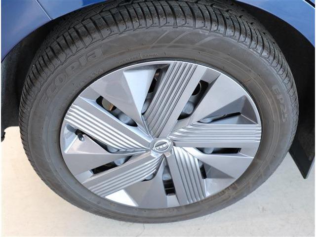 ノート Ｘ　Ｄオーディオ付　全周囲カメラ　バックカメラ　障害物センサー　Ｂｌｕｅｔｏｏｔｈ　ＬＥＤヘッドライト　布ハンドル　プライバシーガラス　衝突被害軽減ブレーキ（8枚目）