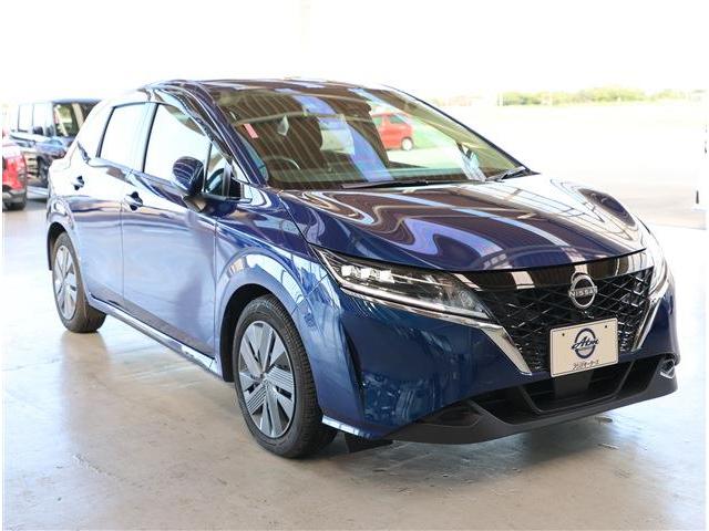 ノート Ｘ　Ｄオーディオ付　全周囲カメラ　バックカメラ　障害物センサー　Ｂｌｕｅｔｏｏｔｈ　ＬＥＤヘッドライト　布ハンドル　プライバシーガラス　衝突被害軽減ブレーキ（23枚目）