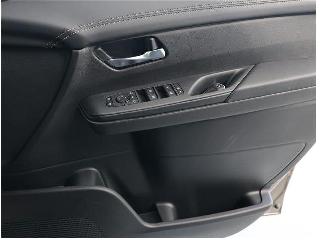 セレナ ｅ－パワー　ハイウェイスターＶ　寒冷地　１２．３型ナビ　ＴＶ　全カメラ　ＥＴＣ　Ｄレコ（9枚目）