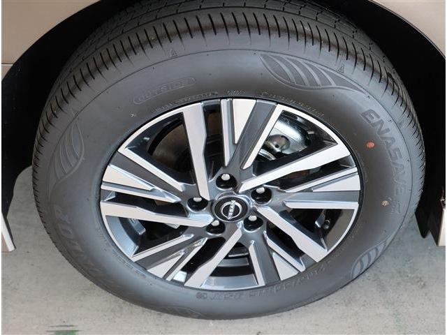 セレナ ｅ－パワー　ハイウェイスターＶ　寒冷地　１２．３型ナビ　ＴＶ　全カメラ　ＥＴＣ　Ｄレコ（12枚目）