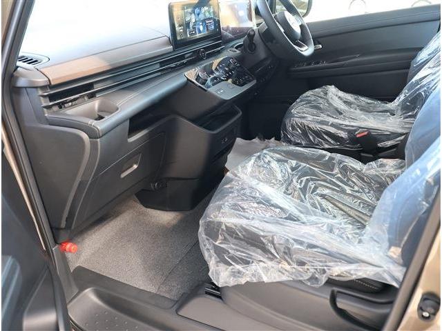 セレナ ｅ－パワー　ハイウェイスターＶ　寒冷地　１２．３型ナビ　ＴＶ　全カメラ　ＥＴＣ　Ｄレコ（23枚目）