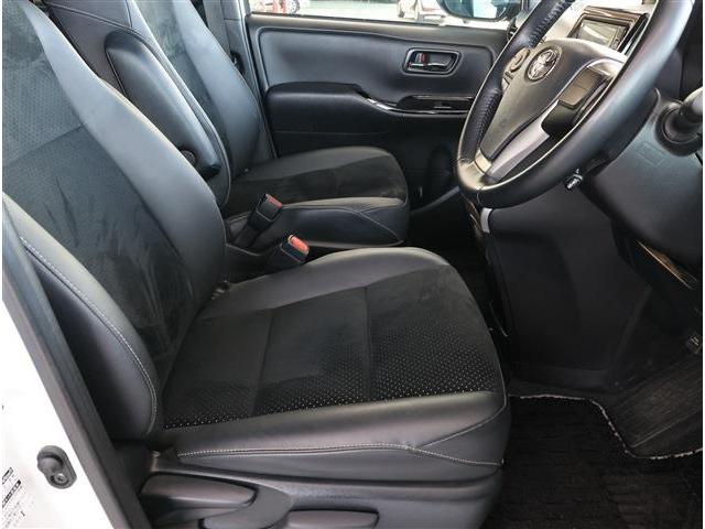 ヴォクシー ＺＳ　煌ＩＩＩ　軽減Ｂ・後席Ｍ・ナビ・ＴＶ・Ｂカメラ・ＥＴＣ（14枚目）