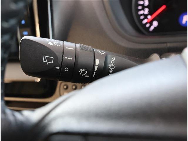 ヴォクシー ＺＳ　煌ＩＩＩ　軽減Ｂ・後席Ｍ・ナビ・ＴＶ・Ｂカメラ・ＥＴＣ（32枚目）