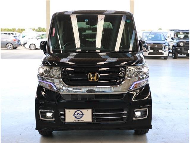 Ｎ－ＢＯＸカスタム Ｇ　ターボＳＳブラックスタイルパッケージ　ＣＤ　フルセグＴＶ　バックカメラ　ＥＴＣ　セキュリティ　フォグライト　プライバシーガラス　アルミホイール　エアロパーツ（22枚目）