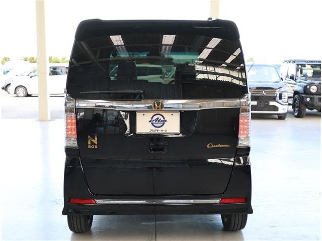 Ｎ－ＢＯＸカスタム Ｇ　ターボＳＳブラックスタイルパッケージ　ＣＤ　フルセグＴＶ　バックカメラ　ＥＴＣ　セキュリティ　フォグライト　プライバシーガラス　アルミホイール　エアロパーツ（24枚目）