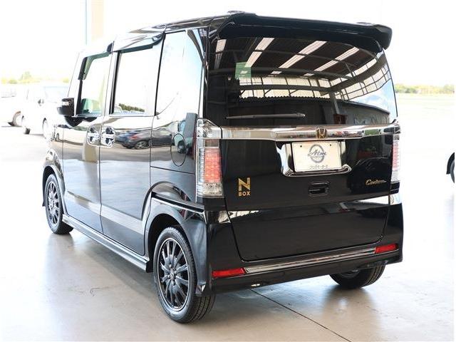 Ｎ－ＢＯＸカスタム Ｇ　ターボＳＳブラックスタイルパッケージ　ＣＤ　フルセグＴＶ　バックカメラ　ＥＴＣ　セキュリティ　フォグライト　プライバシーガラス　アルミホイール　エアロパーツ（25枚目）