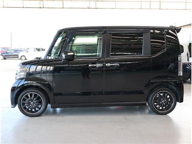 Ｎ－ＢＯＸカスタム Ｇ　ターボＳＳブラックスタイルパッケージ　ＣＤ　フルセグＴＶ　バックカメラ　ＥＴＣ　セキュリティ　フォグライト　プライバシーガラス　アルミホイール　エアロパーツ（26枚目）