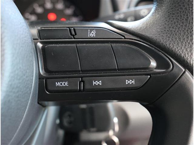 ヤリス Ｘ　ソナー・ナビ・ＥＴＣ・走行６０００ｋｍ（30枚目）