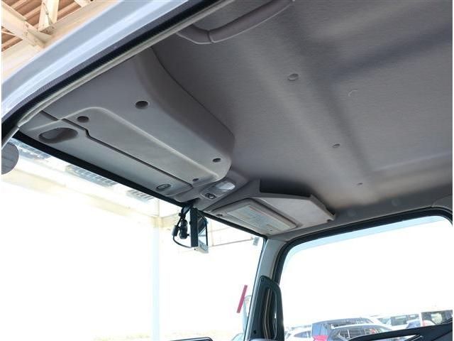 キャンター ＤＴ　全低床　２ｔ　登録済未使用車・バイザー・Ｆマット・Ｂカメラ（16枚目）